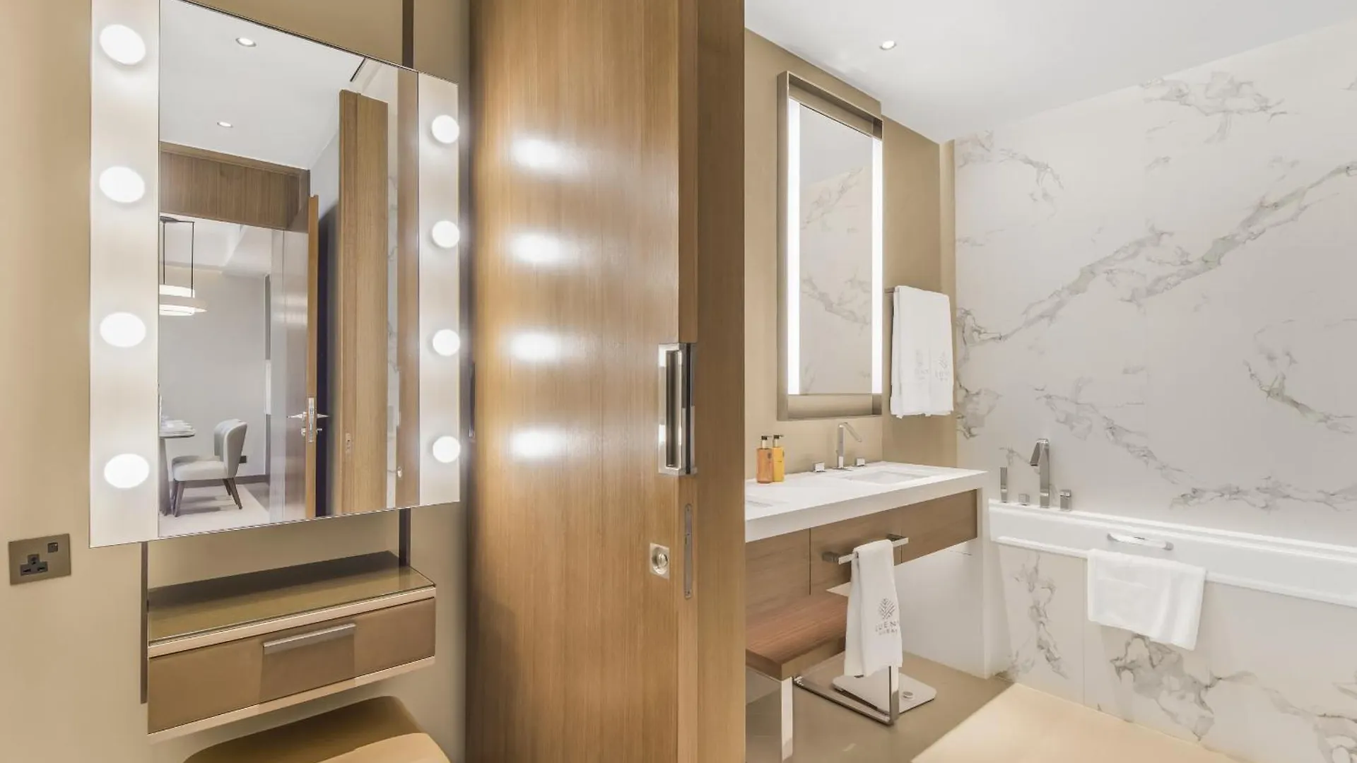 Lägenhet Eden'S Homes & Villas - Address Opera District Residences Dubai